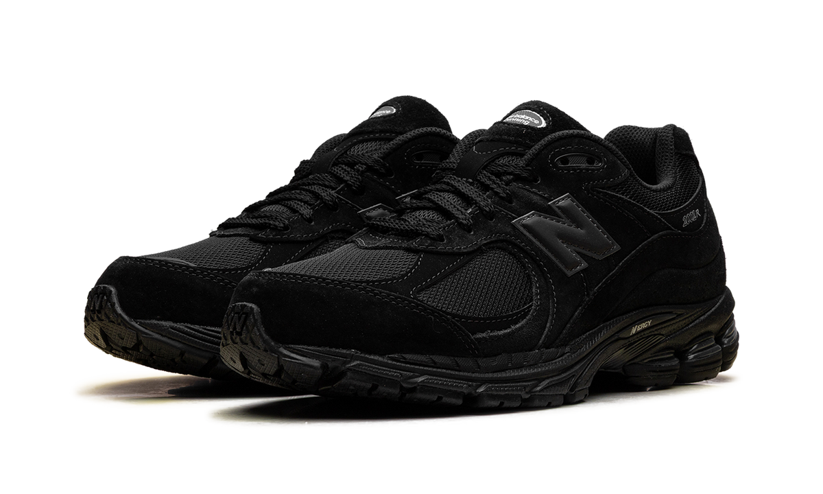Overkicks - New Balance 2002R Black Metallic (U200278J) - vista trasera