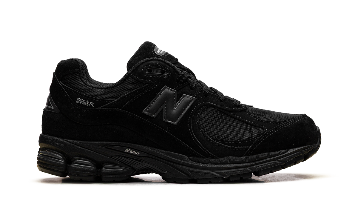 Overkicks - New Balance 2002R Black Metallic (U200278J) - detalle talón