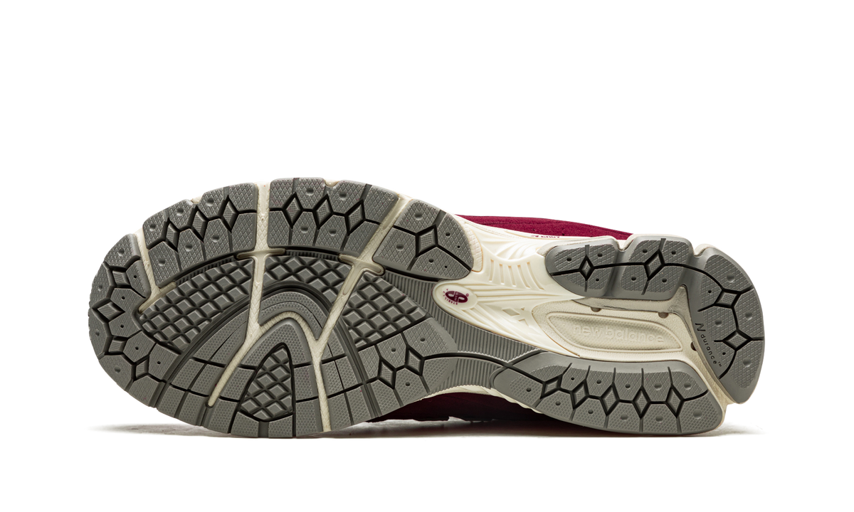Overkicks - New Balance 2002R Bordeaux (M2002RHA) - vista superior