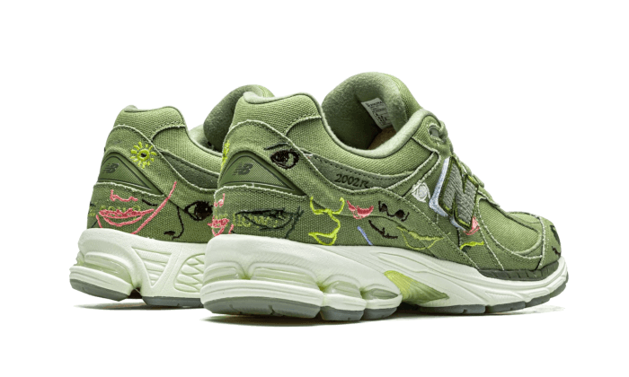 Overkicks - New Balance 2002R Bryant Giles What Now? (M2002RAG) - par completo