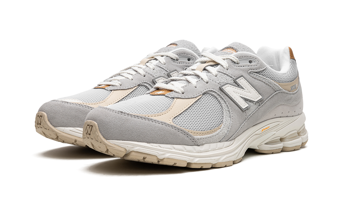 Overkicks - New Balance 2002R Concrete Grey (M2002RSB) - vista trasera