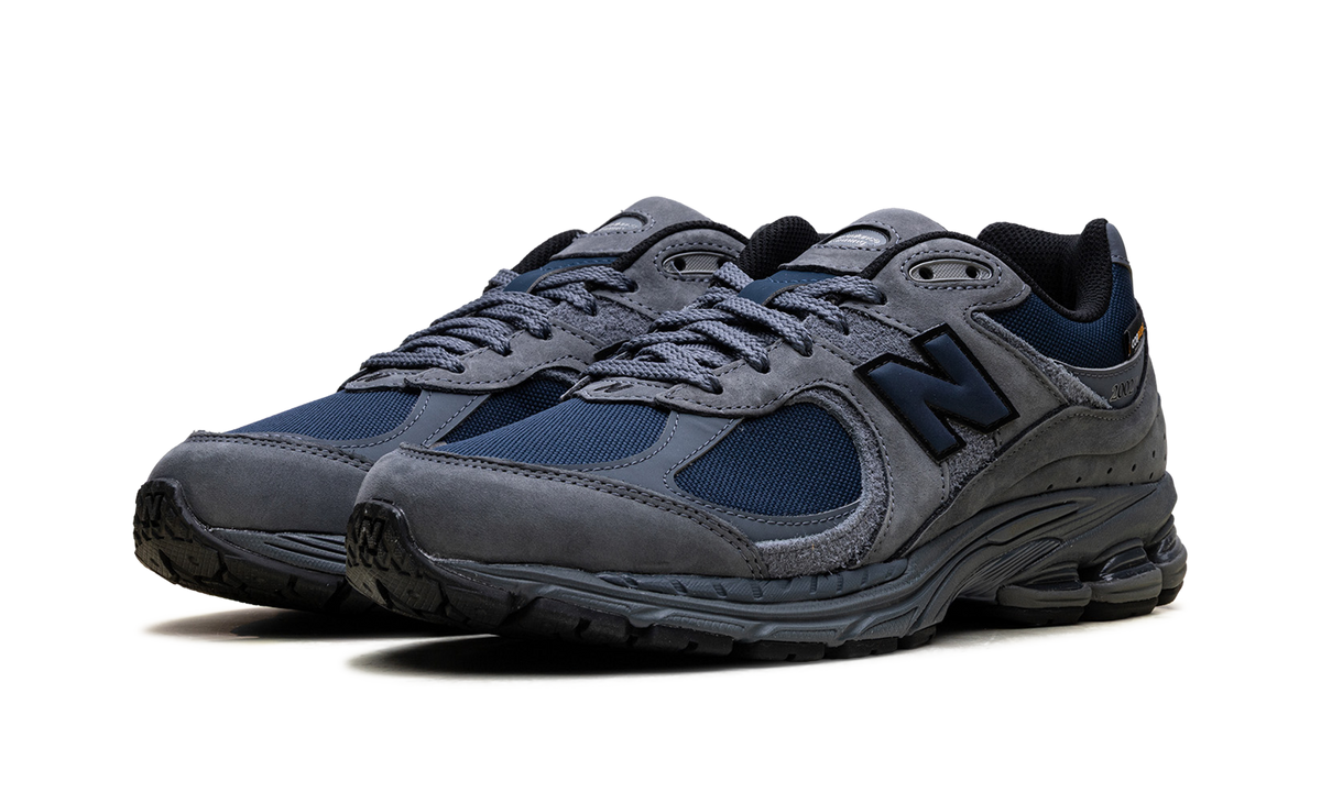 Overkicks - New Balance 2002R Cordura Dark Arctic Gray (M2002RPH) - vista lateral
