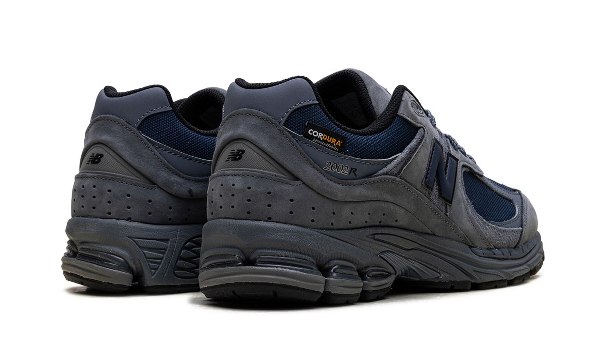 Overkicks - New Balance 2002R Cordura Dark Arctic Gray (M2002RPH) - vista trasera