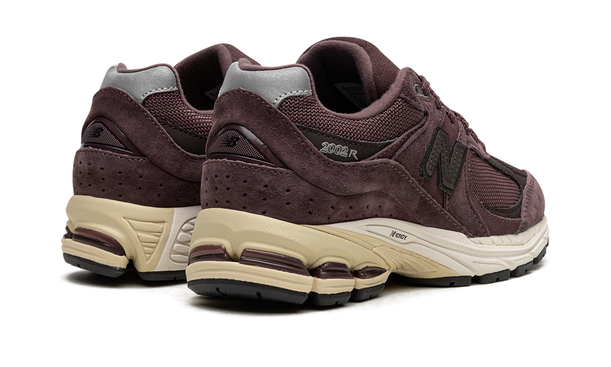 Overkicks - New Balance 2002R Dark Grape (M2002RCD) - par completo