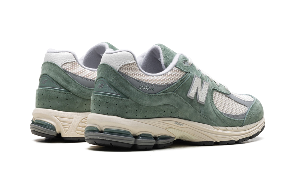 Overkicks - New Balance 2002R Dark Juniper Linen (U2002RRC) - par completo