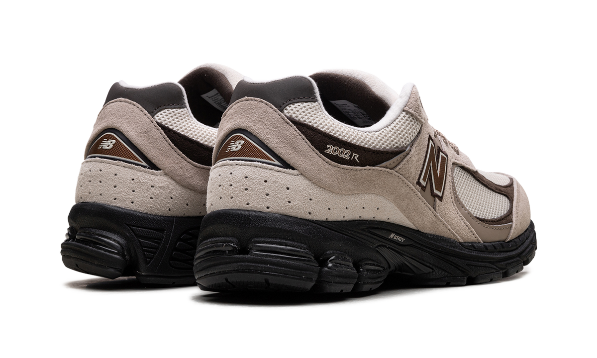 Overkicks - New Balance 2002R Driftwood Rich Earth (M2002RZR) - par completo