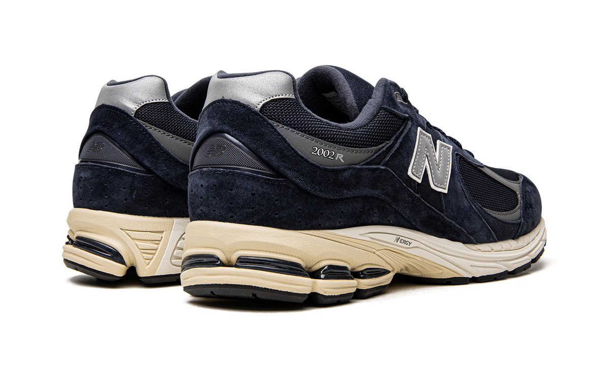 Overkicks - New Balance 2002R Eclipse Navy (M2002RCA) - par completo