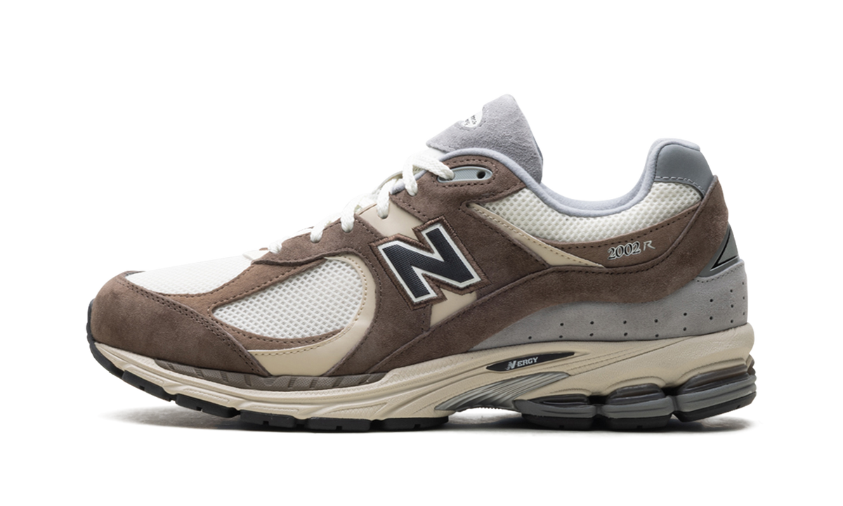 Overkicks - New Balance 2002R Emerging Brown (M2002RFZ) - vista lateral
