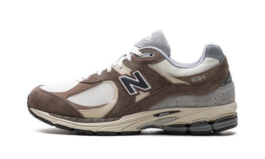 Overkicks - New Balance 2002R Emerging Brown (M2002RFZ) - vista lateral