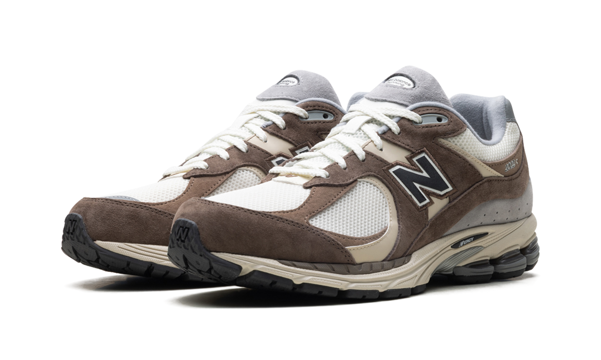 Overkicks - New Balance 2002R Emerging Brown (M2002RFZ) - vista trasera