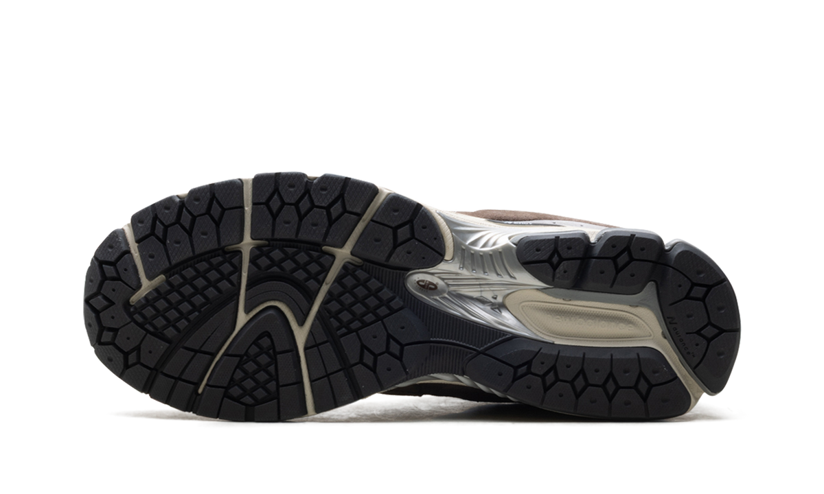 Overkicks - New Balance 2002R Emerging Brown (M2002RFZ) - vista superior