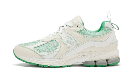 Overkicks - New Balance 2002R GANNI Turtledove (M2002RGC) - vista lateral