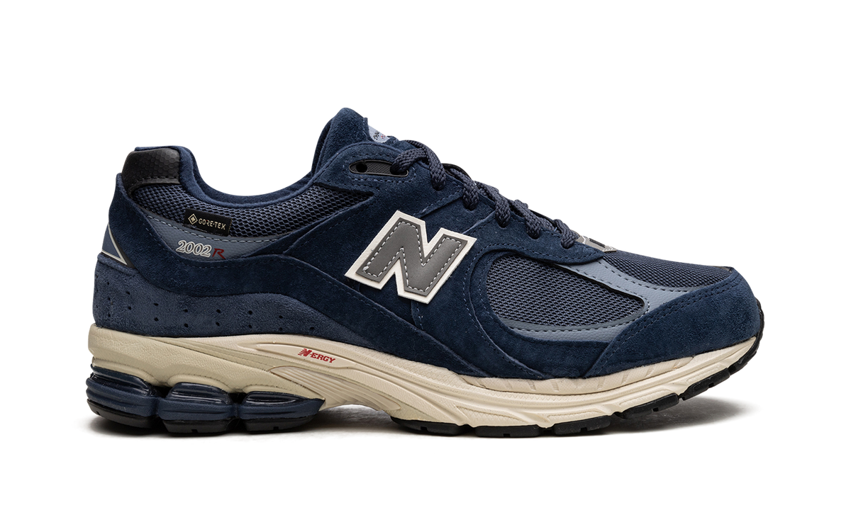 Overkicks - New Balance 2002R Gore-Tex Navy Arctic Grey (M2002RXF) - detalle talón