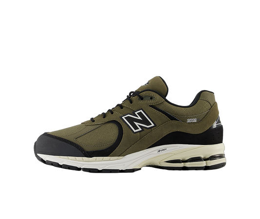 Overkicks - New Balance 2002R Gore-Tex Olive (M2002RXU) - vista lateral
