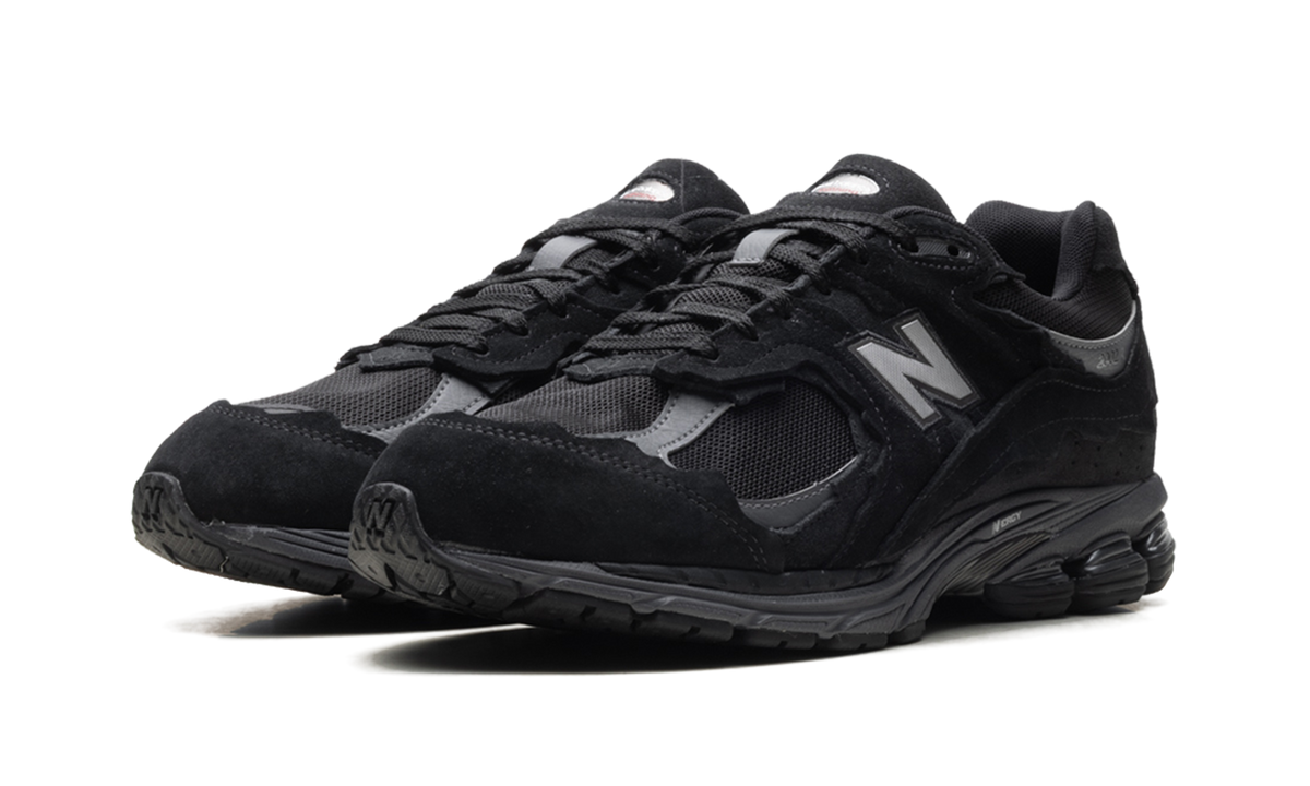 Overkicks - New Balance 2002R Gore-Tex Protection Pack Black Magnet (U20023MB) - vista trasera