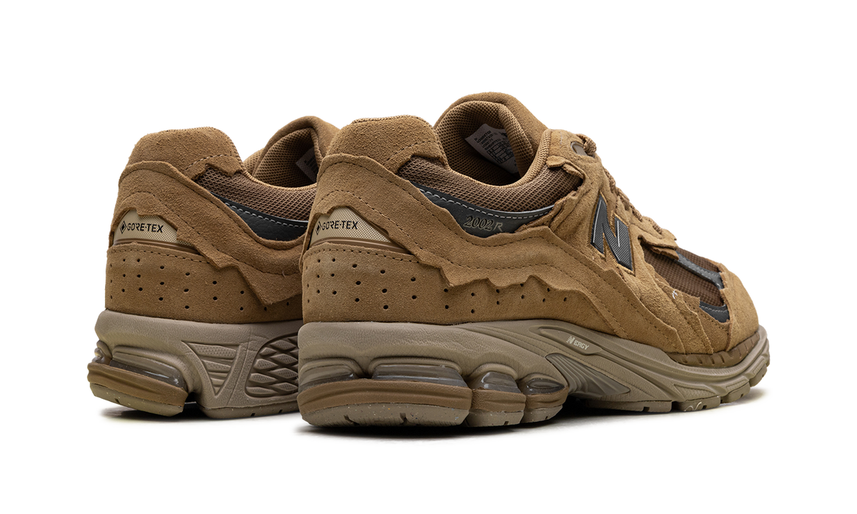 Overkicks - New Balance 2002R Gore-Tex Protection Pack Stucco (U20027OI) - par completo