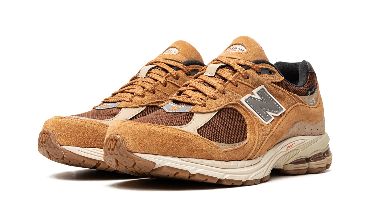 Overkicks - New Balance 2002R Gore-Tex Tobacco (M2002RXG) - vista trasera