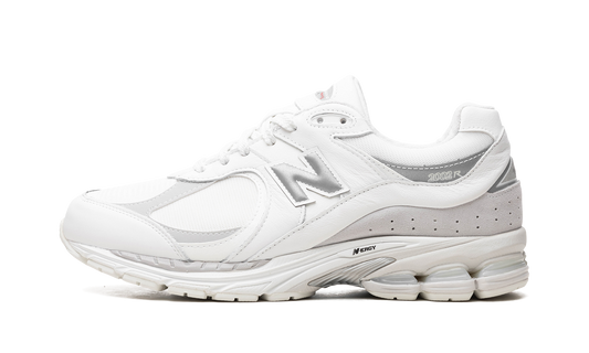 Overkicks - New Balance 2002R Gore-Tex White Brighton Grey (M2002RXM) - vista lateral