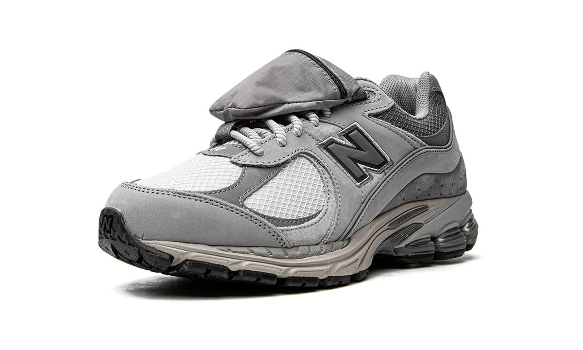 Overkicks - New Balance 2002R Grey Pocket (M2002RVC) - detalle suela