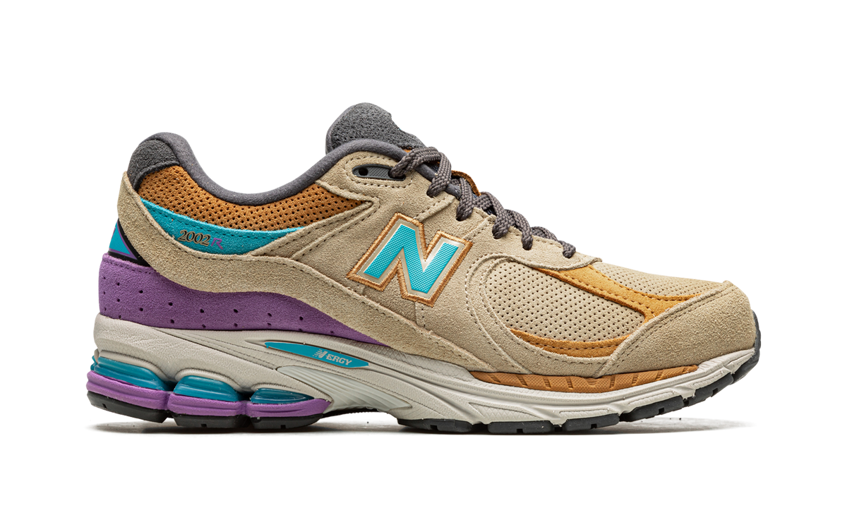 Overkicks - New Balance 2002R J. Crew Incense (M2002RWA) - detalle talón