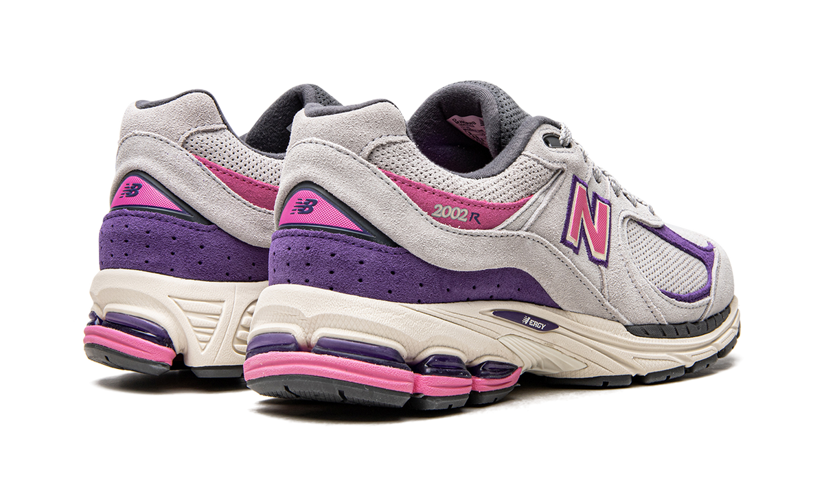 Overkicks - New Balance 2002R J. Crew Rain Cloud (M2002RWB) - par completo