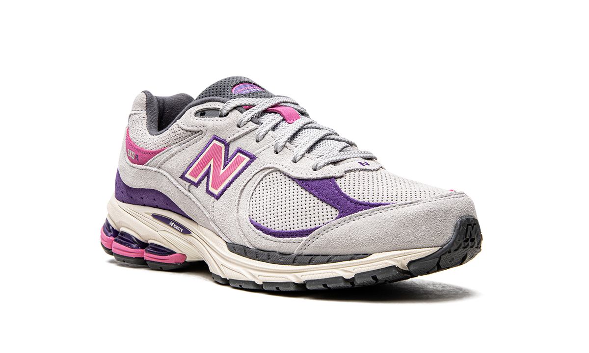Overkicks - New Balance 2002R J. Crew Rain Cloud (M2002RWB) - detalle lateral interior