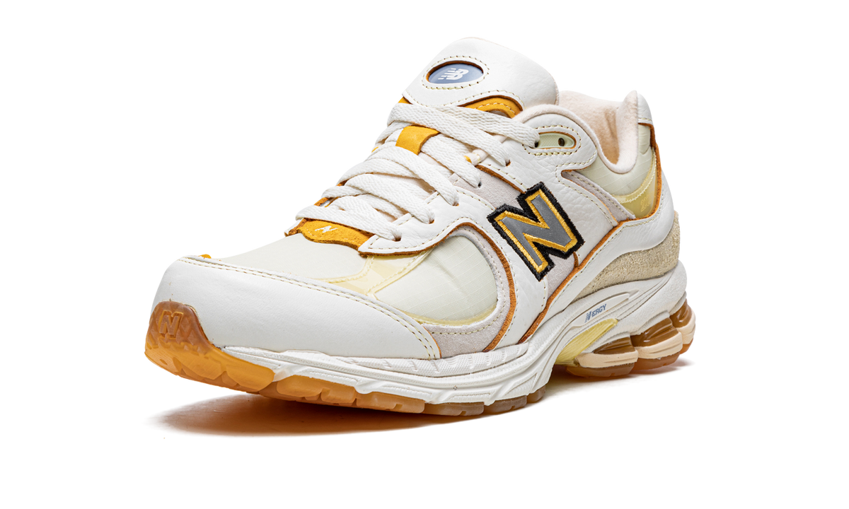 Overkicks - New Balance 2002R Joe Freshgoods Conversations Amongst Us (M2002RJ1) - detalle suela