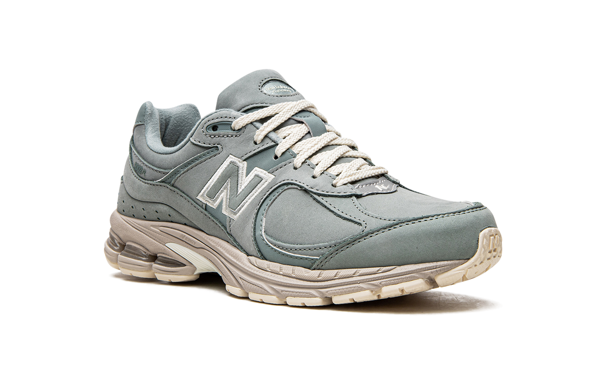 Overkicks - New Balance 2002R Kith Pistachio (M2002RK1) - detalle lateral interior