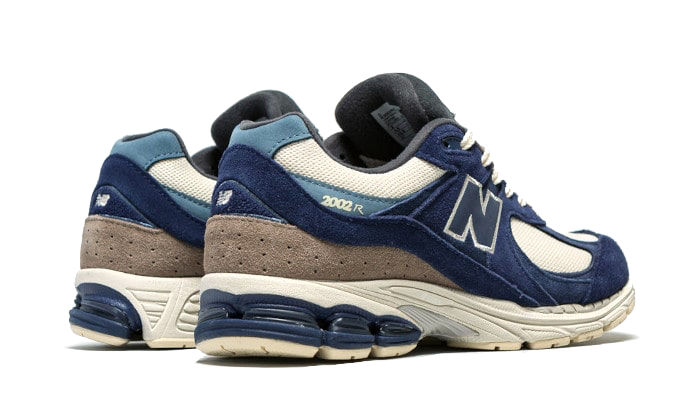 Overkicks - New Balance 2002R Light Cream Purple (M2002RG) - par completo