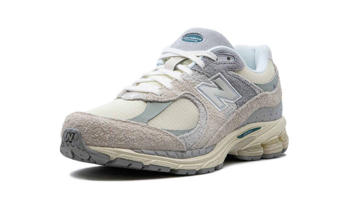 Overkicks - New Balance 2002R Linen (M2002REK) - detalle suela