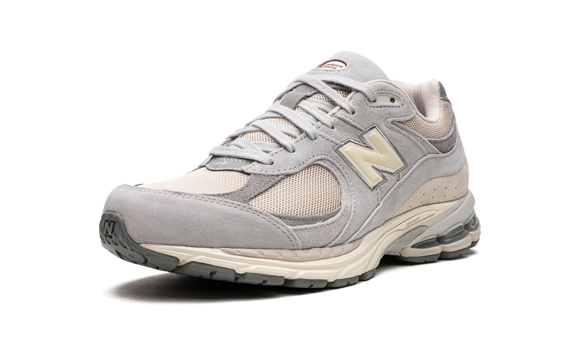 Overkicks - New Balance 2002R Lunar New Year Concrete (M2002RLN) - detalle suela
