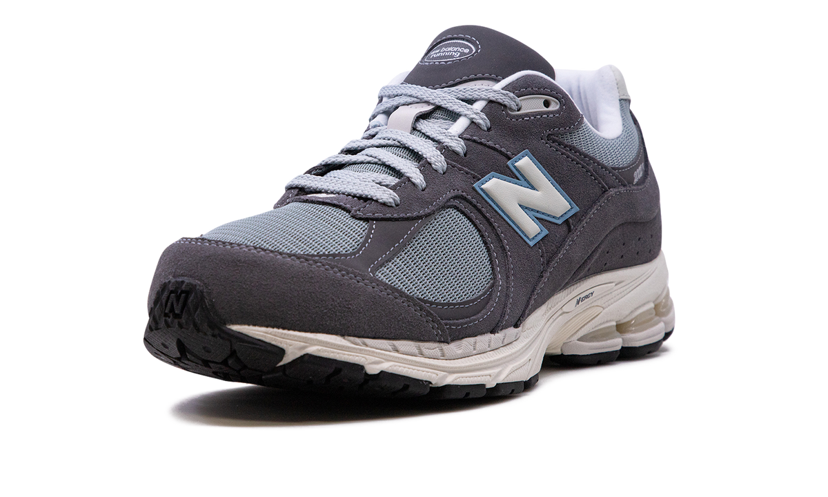 Overkicks - New Balance 2002R Magnent Lead (M2002RFB) - detalle suela