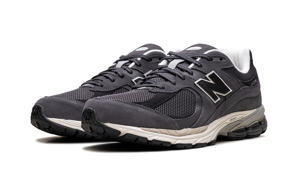 Overkicks - New Balance 2002R Monochrome Pack Grey (M2002RFL) - vista trasera