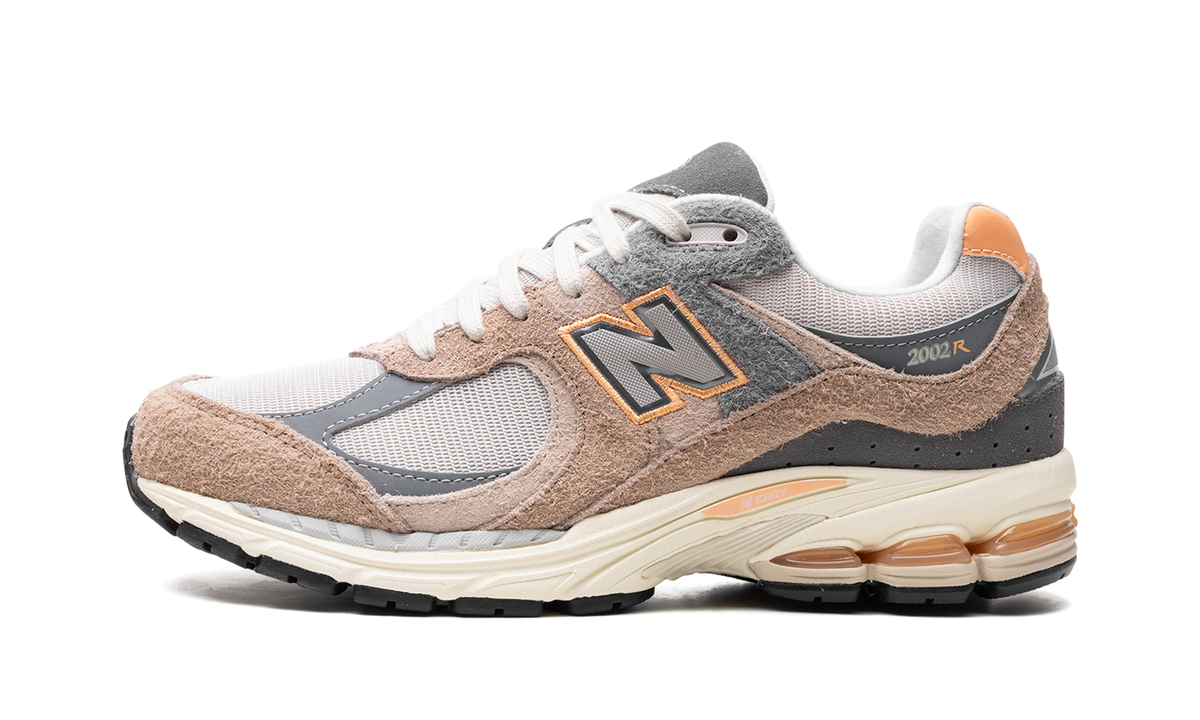 Overkicks - New Balance 2002R Mushroom Hazy Peach (M2002REJ) - vista lateral