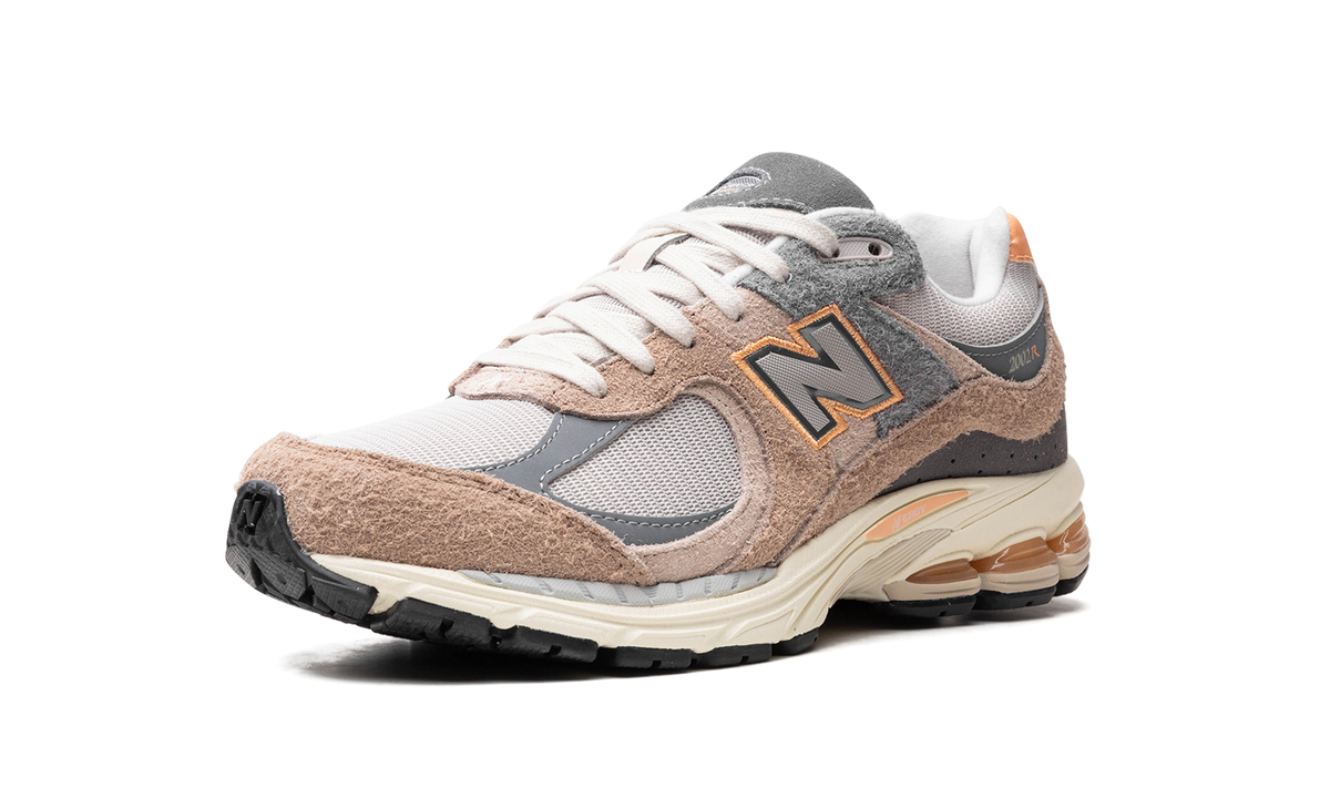 Overkicks - New Balance 2002R Mushroom Hazy Peach (M2002REJ) - detalle suela