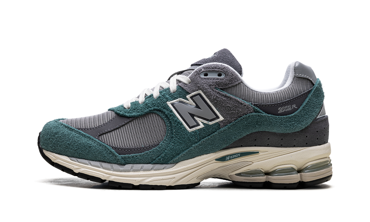 Overkicks - New Balance 2002R New Spruce Magnet (M2002REM) - vista lateral