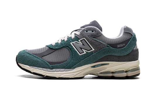 Overkicks - New Balance 2002R New Spruce Magnet (M2002REM) - vista lateral