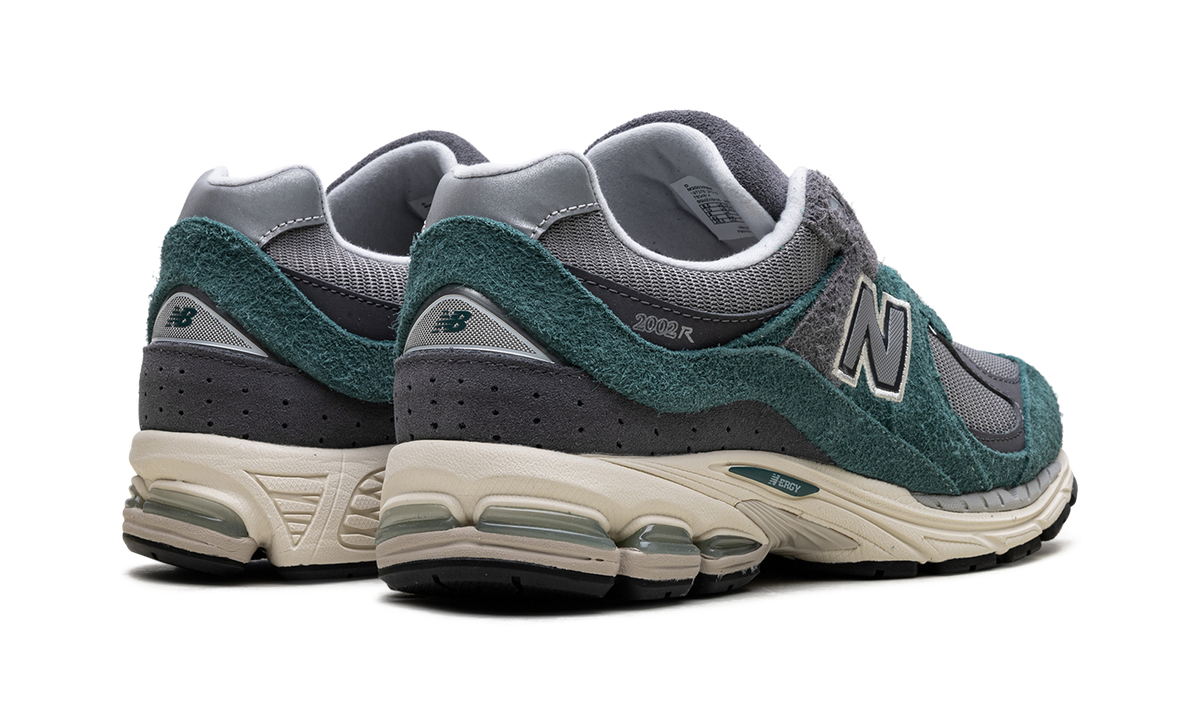 Overkicks - New Balance 2002R New Spruce Magnet (M2002REM) - par completo