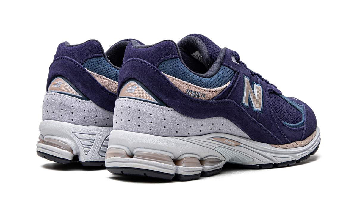 Overkicks - New Balance 2002R Night Tide (M2002RWC) - par completo