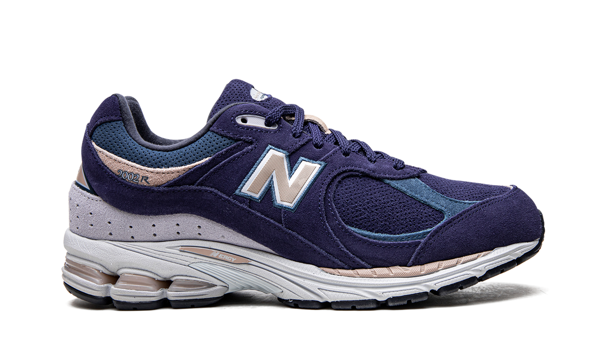 Overkicks - New Balance 2002R Night Tide (M2002RWC) - detalle talón