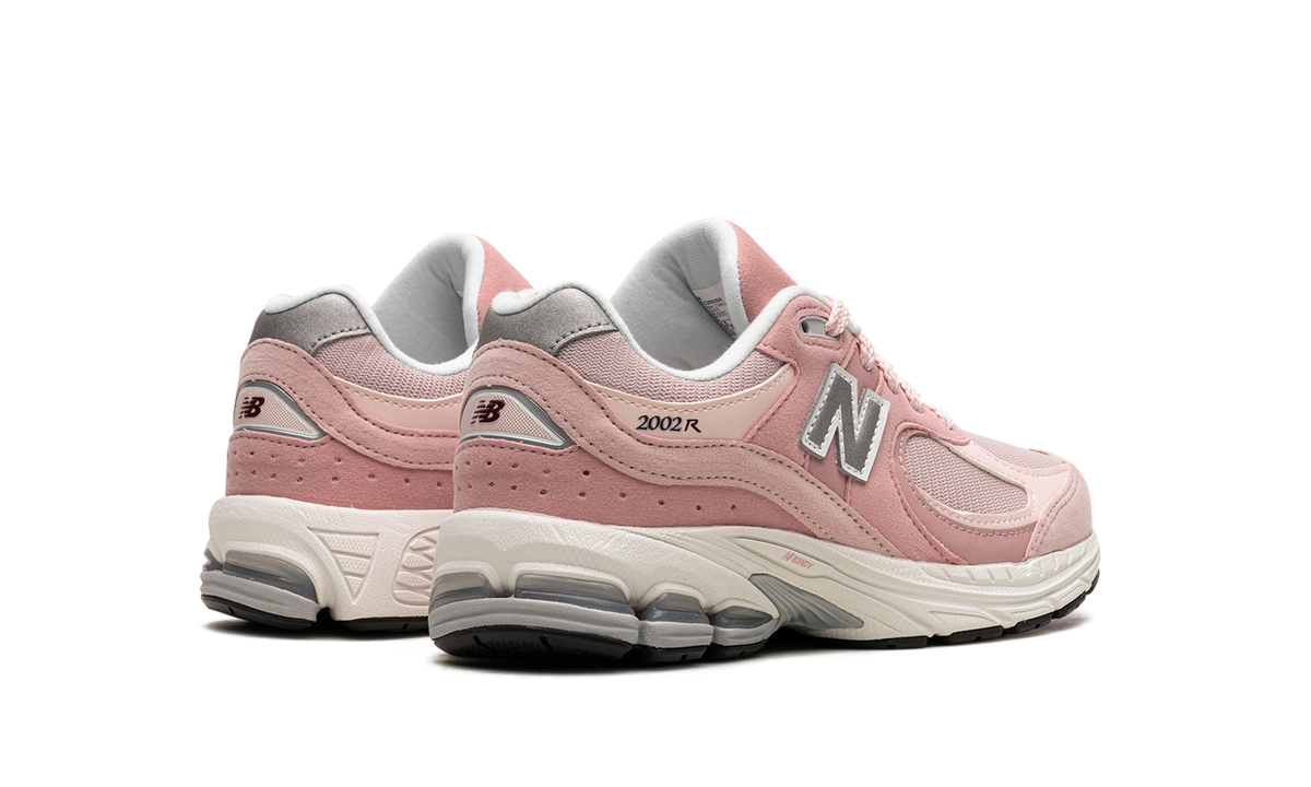 Overkicks - New Balance 2002R Pink Sand (GS) (GC2002SK) - imagen 3