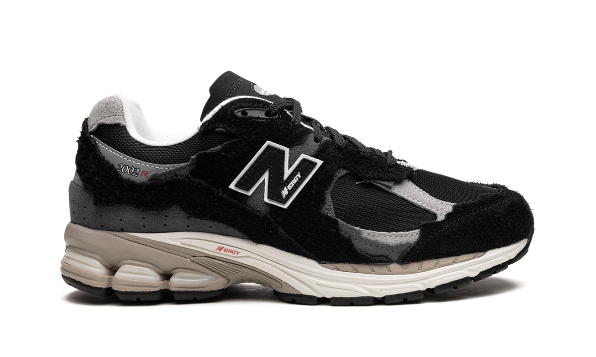 Overkicks - New Balance 2002R Protection Pack Black Grey (M2002RDJ) - detalle talón