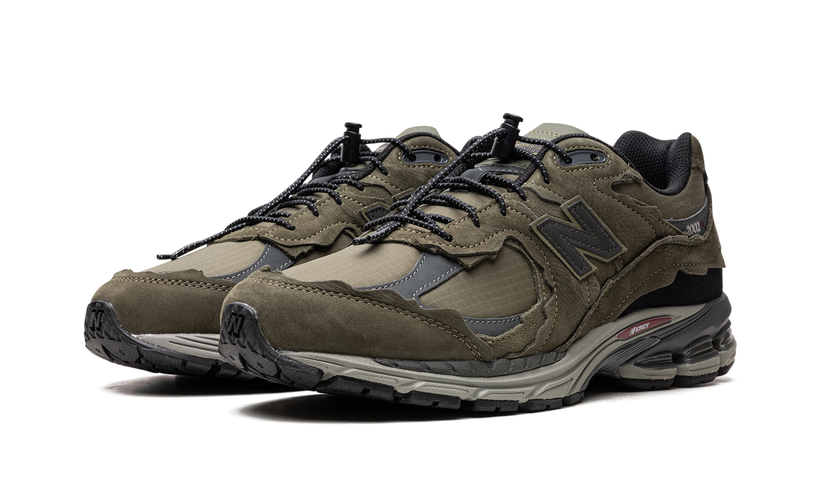 Overkicks - New Balance 2002R Protection Pack Dark Moss (M2002RDN) - vista trasera