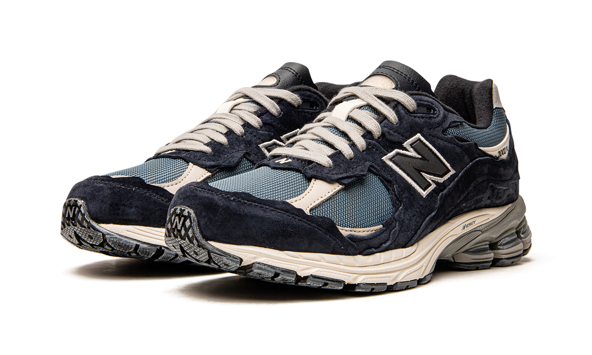 Overkicks - New Balance 2002R Protection Pack Dark Navy (M2002RDF) - vista trasera