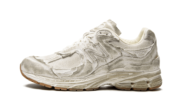 Overkicks - New Balance 2002R Protection Pack Distressed (M2002RDG) - vista lateral