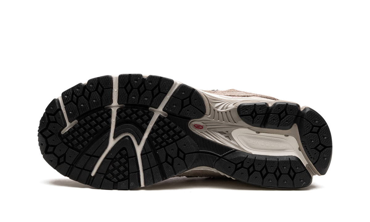Overkicks - New Balance 2002R Protection Pack Driftwood (M2002RDL) - vista superior