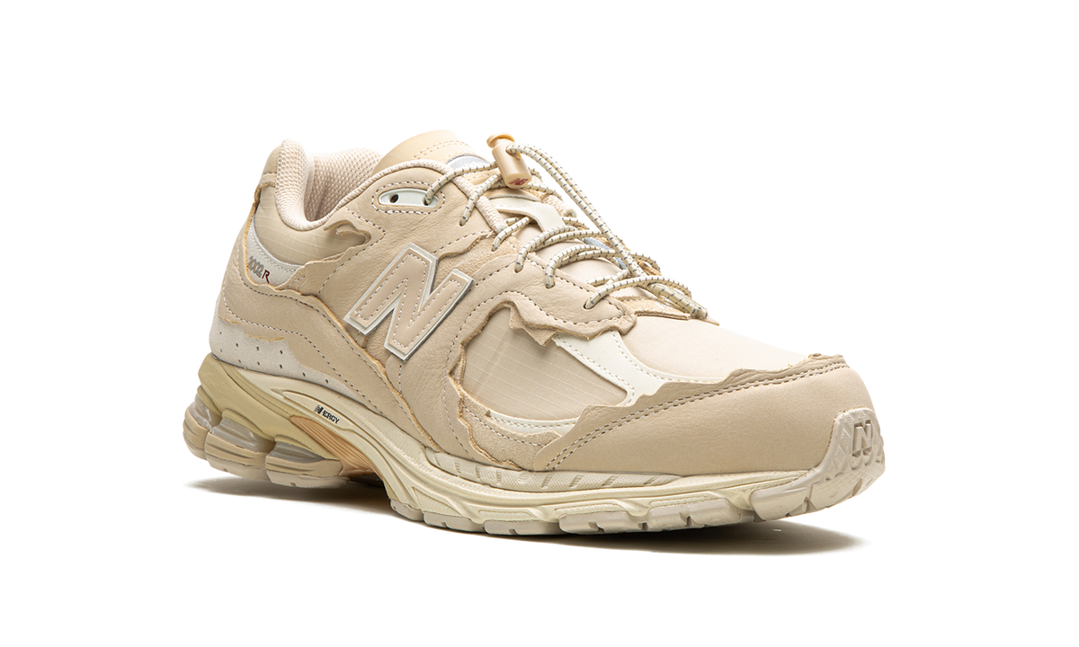 Overkicks - New Balance 2002R Protection Pack Sandstone (M2002RDQ) - detalle lateral interior
