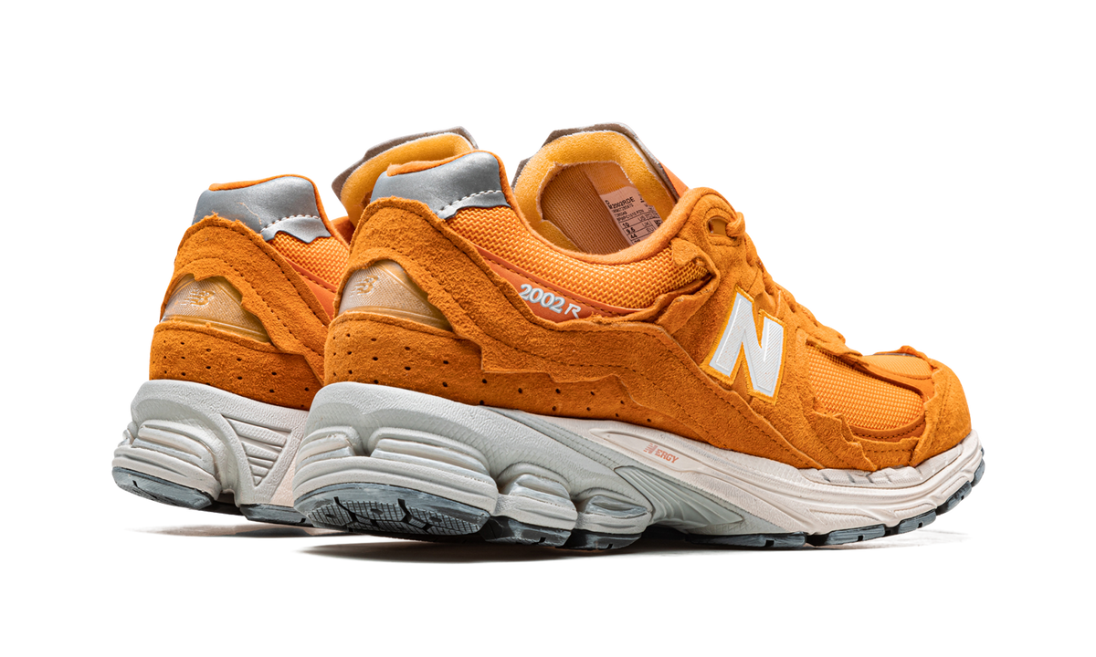 Overkicks - New Balance 2002R Protection Pack Vintage Orange (M2002RDE) - par completo