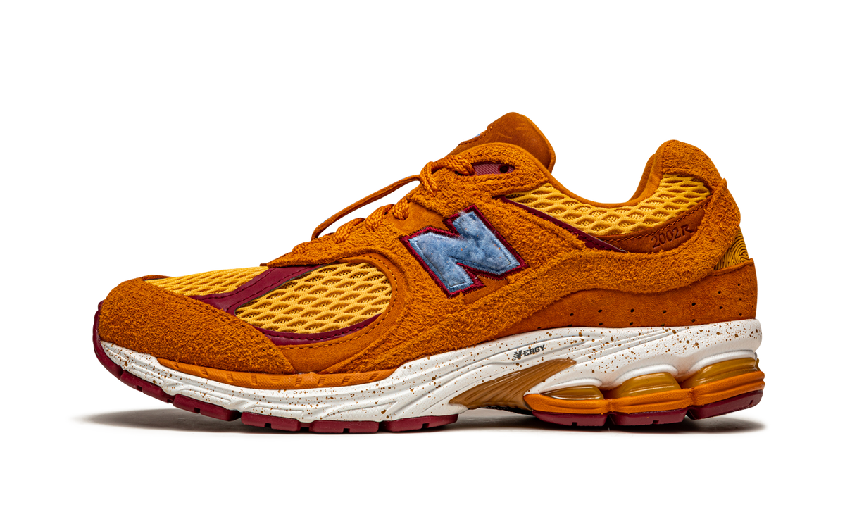 Overkicks - New Balance 2002R Salehe Bembury Peace Be The Journey (ML2002R1) - vista lateral