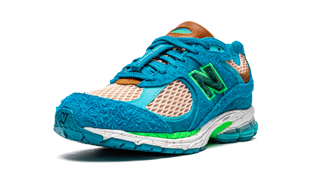 Overkicks - New Balance 2002R Salehe Bembury Water Be The Guide (ML2002RJ) - detalle suela